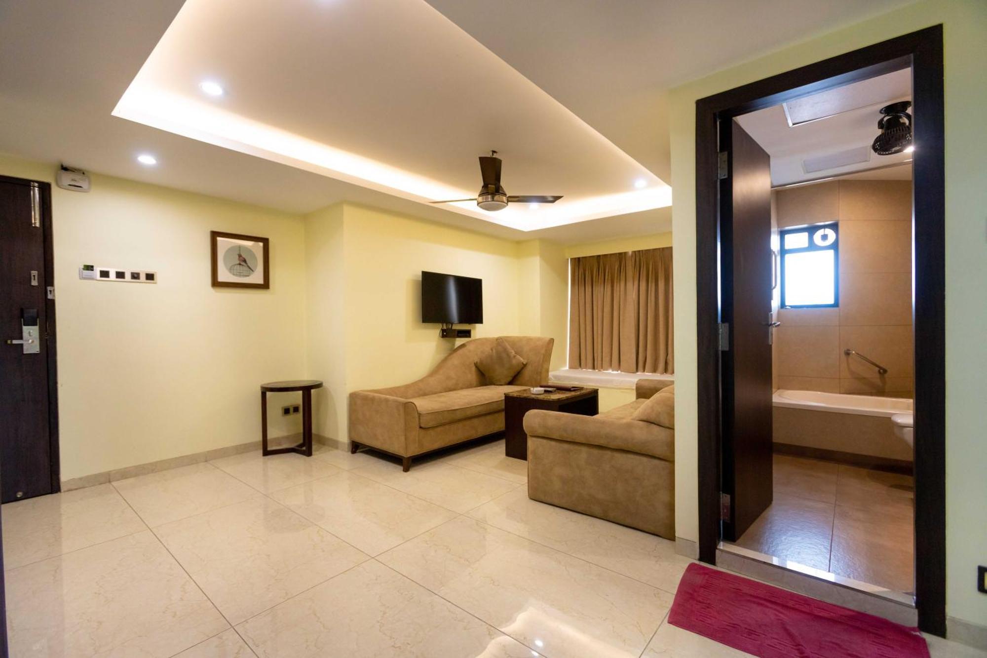 Hotel Godwin - Colaba Mumbai Ngoại thất bức ảnh
