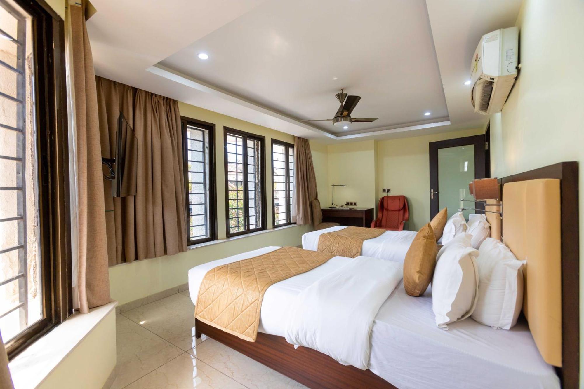 Hotel Godwin - Colaba Mumbai Ngoại thất bức ảnh