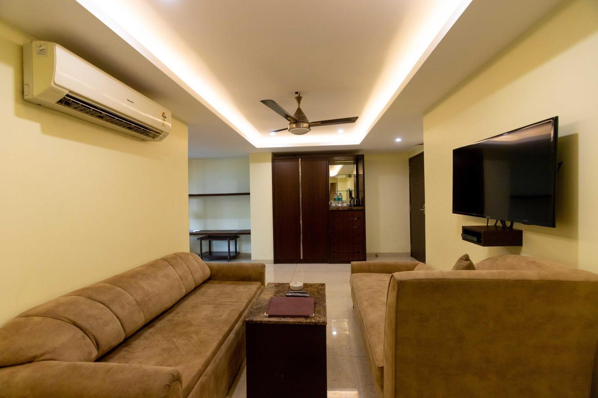 Hotel Godwin - Colaba Mumbai Ngoại thất bức ảnh