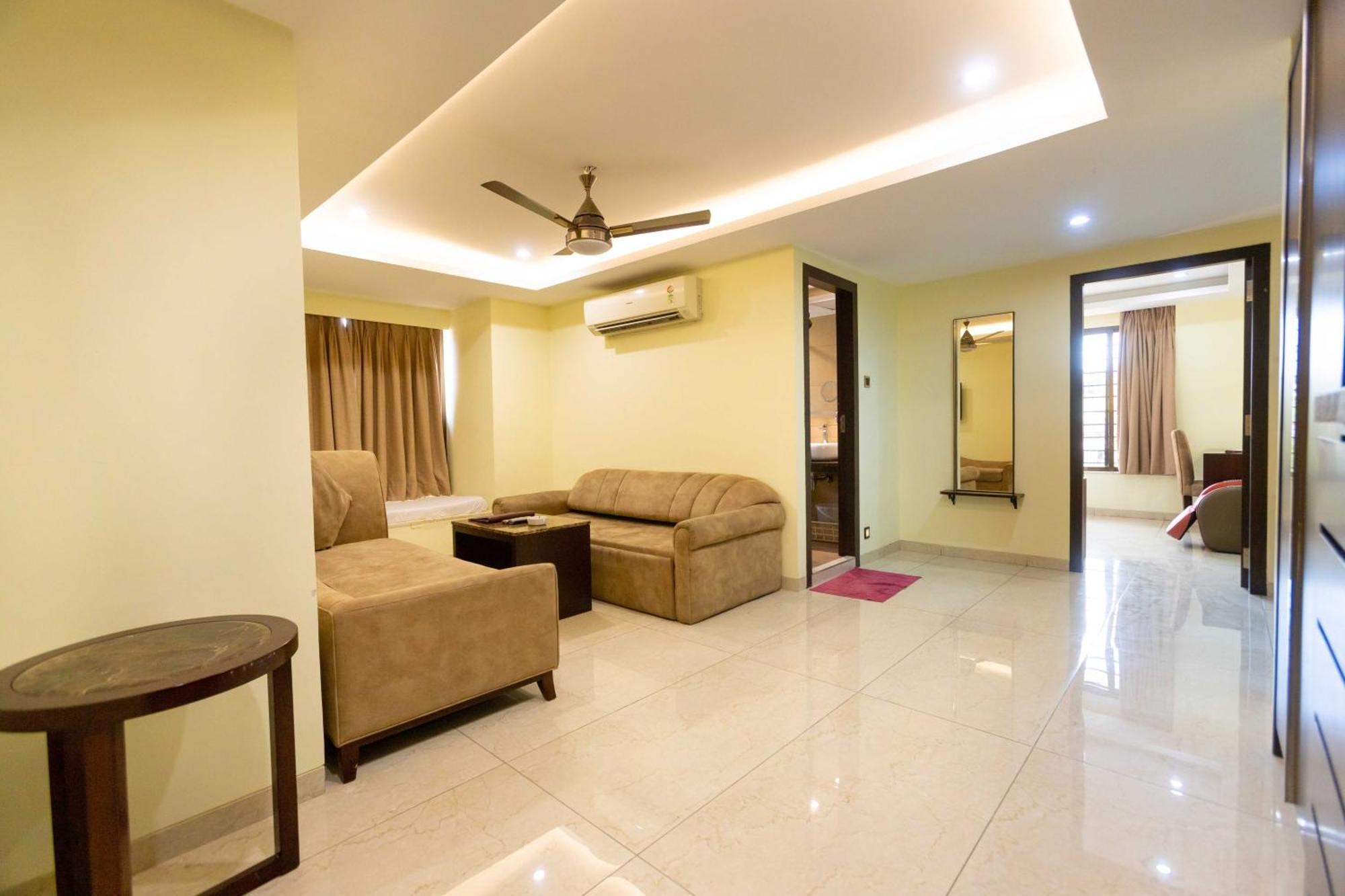 Hotel Godwin - Colaba Mumbai Ngoại thất bức ảnh