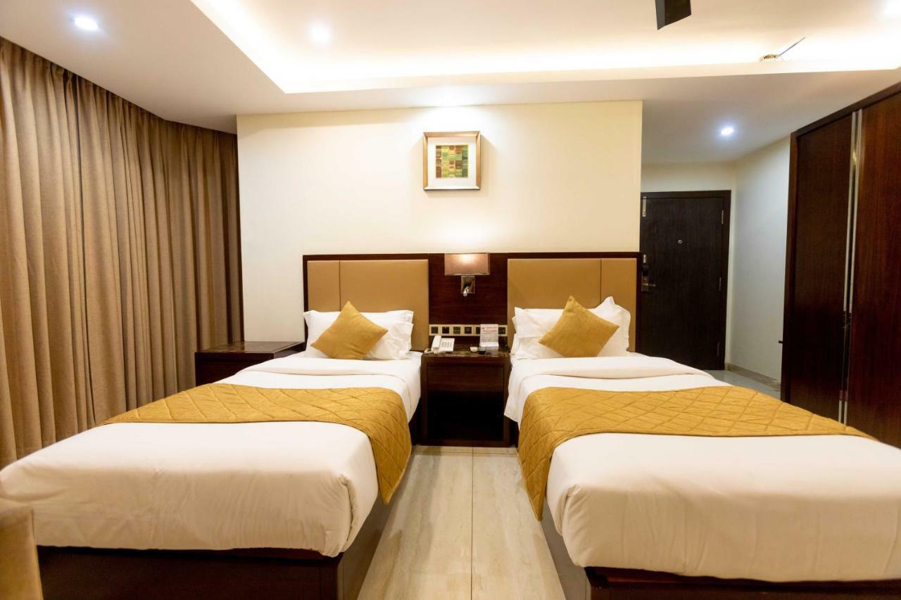 Hotel Godwin - Colaba Mumbai Ngoại thất bức ảnh
