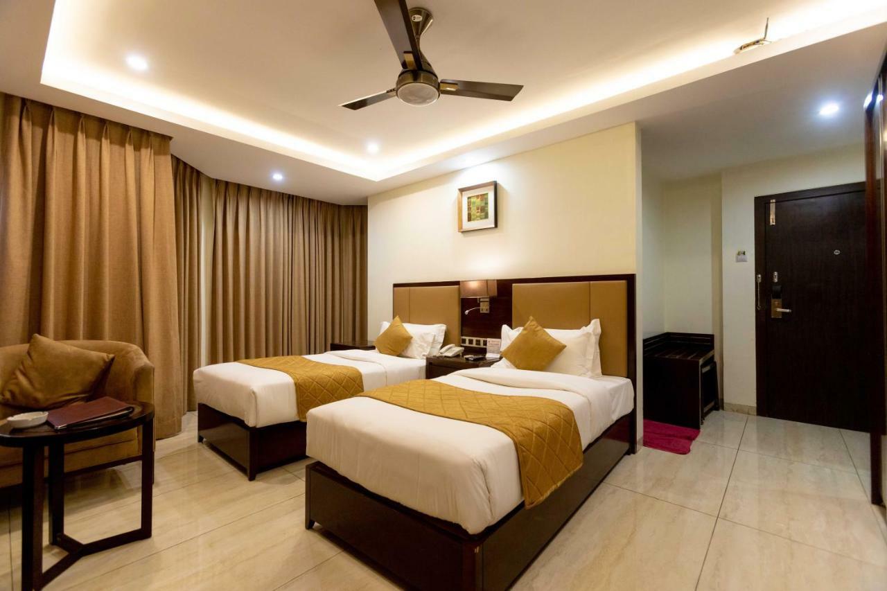 Hotel Godwin - Colaba Mumbai Ngoại thất bức ảnh
