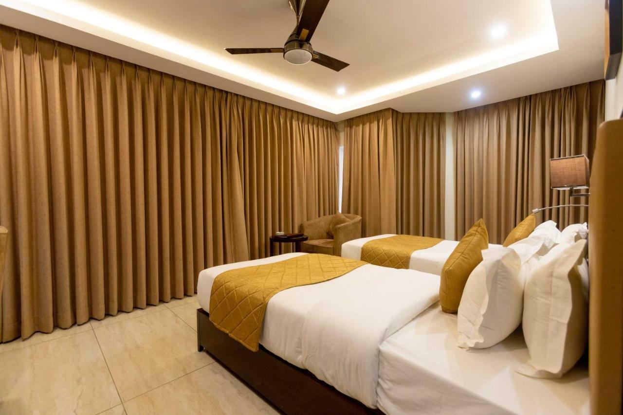 Hotel Godwin - Colaba Mumbai Ngoại thất bức ảnh
